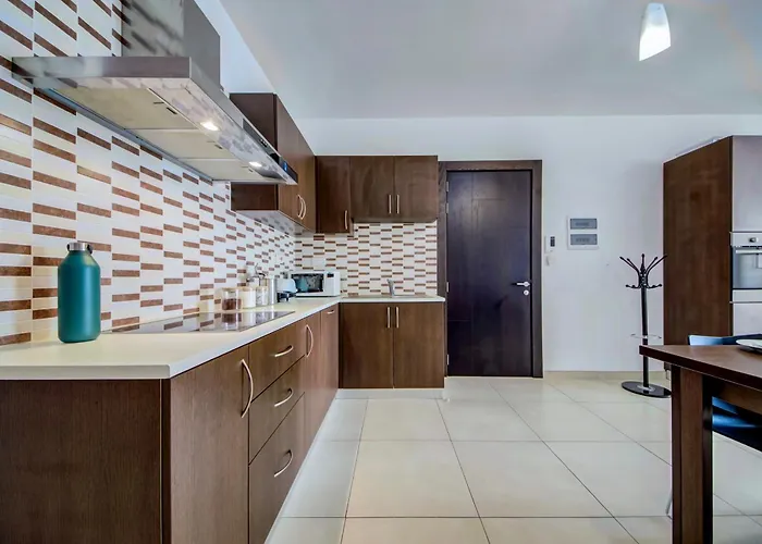 Appartement Super Location, St Julians, 2 Bedroom, Paceville 7 By Vaganza