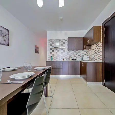2 Bedroom With Balcony In St Julians, Paceville, 7 By Vaganza * Saint Julian's