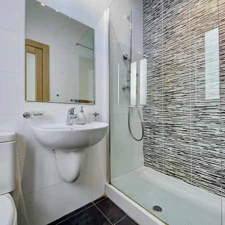 Appartamento 2 Bedroom With Balcony In St Julians, Paceville, 7 By Vaganza *